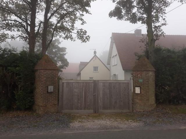 Au Coeur De La Flandre Noordpeene Exterior foto